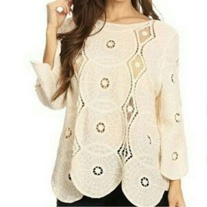 Renjo White crochet top